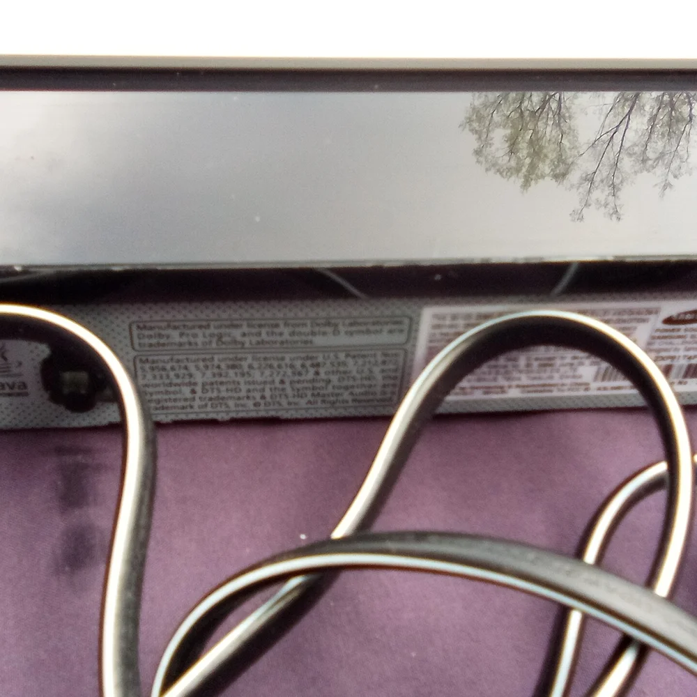 Samsung Silver and Black 3D Blu-ray/DVD Player